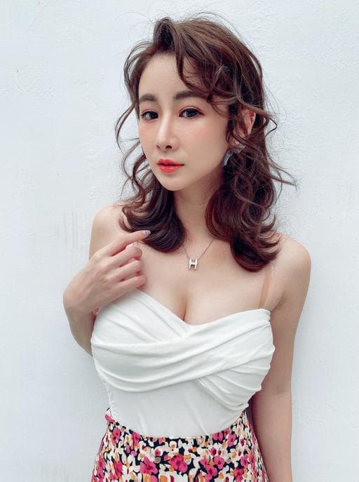 鬆軟雲朵燙、女生染燙、女生染髮