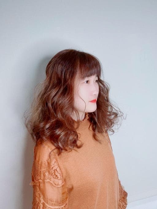 短瀏海、女生染燙、女生長髮