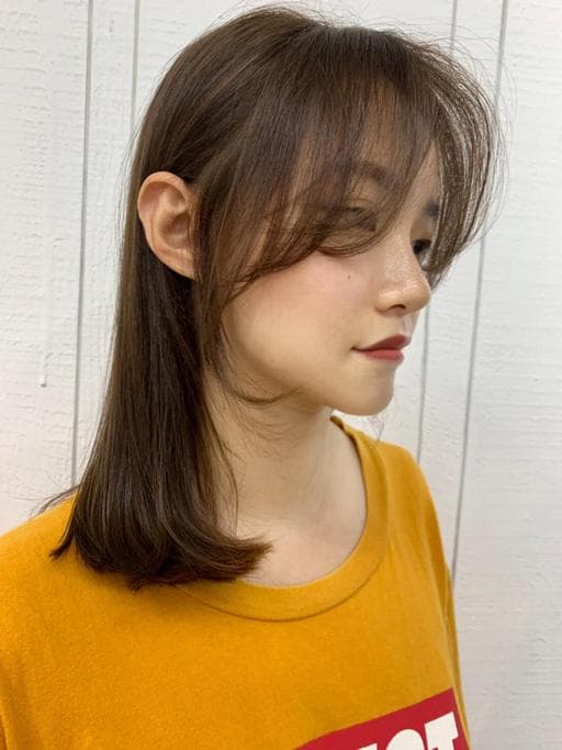 女生中長髮