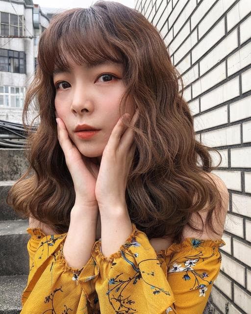 布朗尼髮色、棕色系、女生長髮