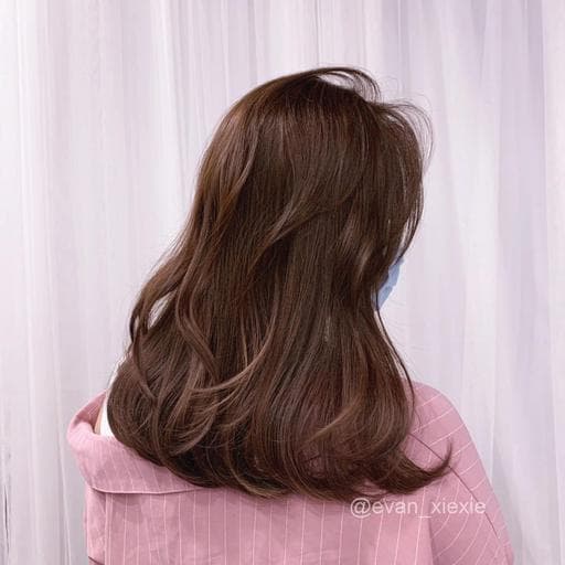 長瀏海、女生染燙、棕色系