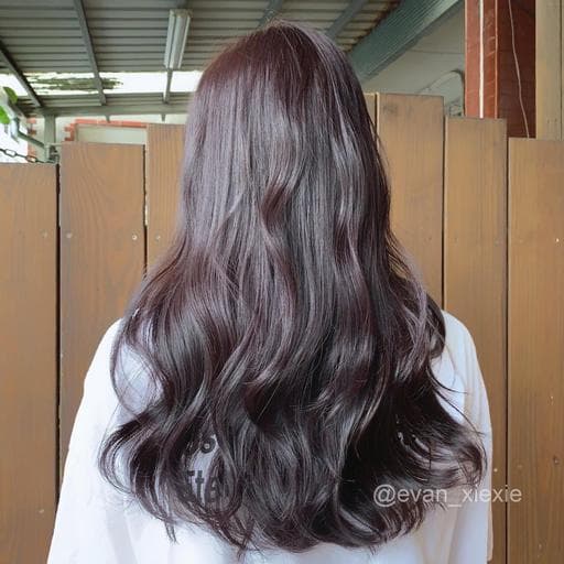 長瀏海、女生染燙、棕色系