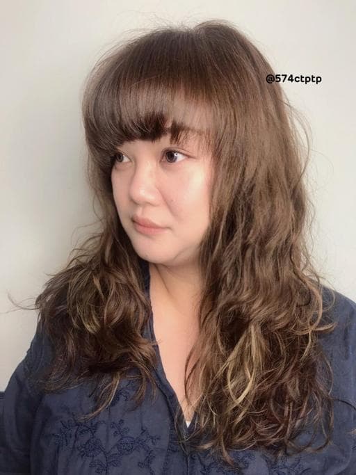 女生染燙、棕色系、漂色