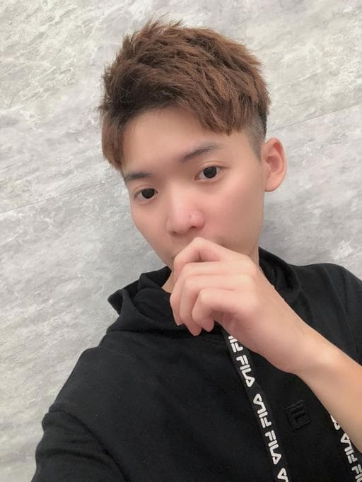 男生短髮、男生Undercut、男生卷髮