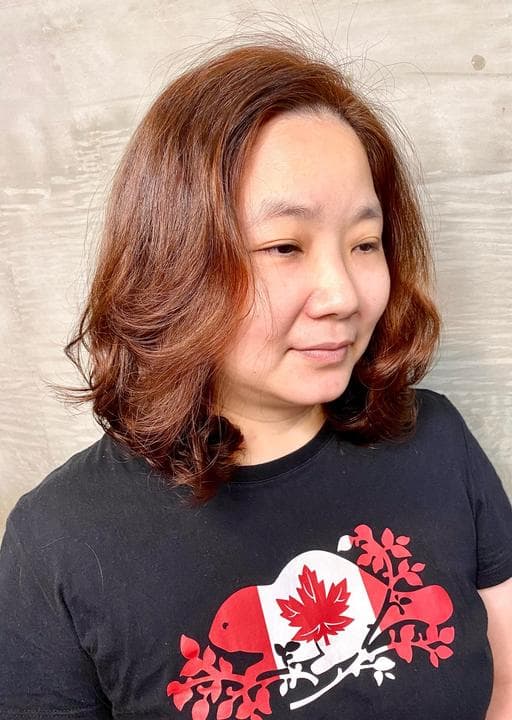 女生中長髮、長瀏海、女生染燙