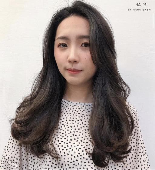 女生長髮、女生燙髮、溫塑燙