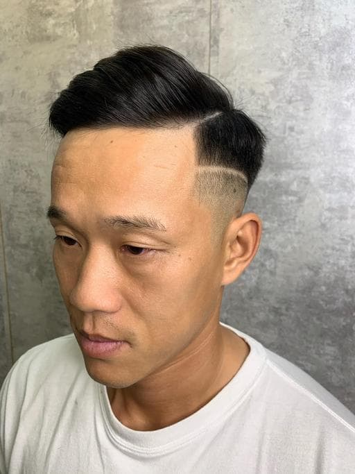 油頭、男生短髮、男生Undercut