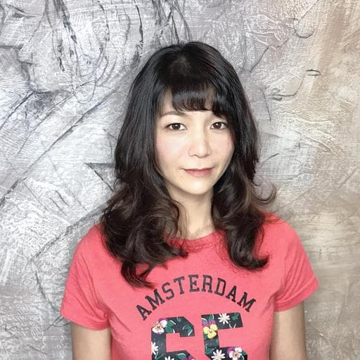女生長髮、女生染髮、短瀏海