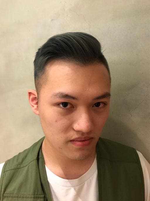 男生短髮、黑色