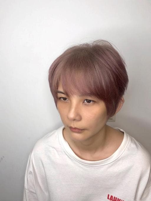 女生短髮、短瀏海、女生染髮