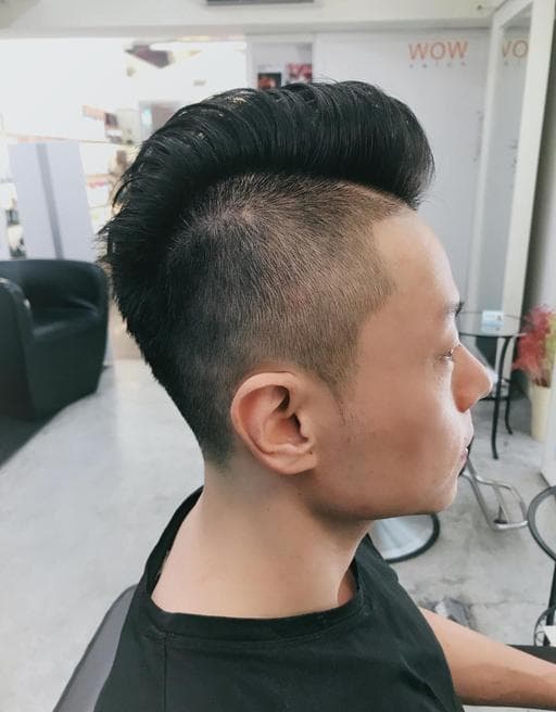 男生短髮、短瀏海、方臉