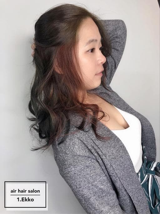 女生中長髮、挑染、特殊色