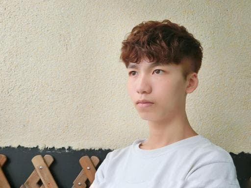 男生短髮