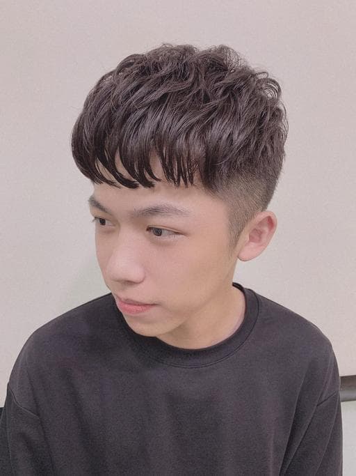 韓男呆瓜頭、男生韓系紋理燙、男生髮型