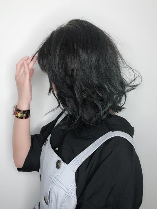 女生中長髮、長瀏海、女生染燙