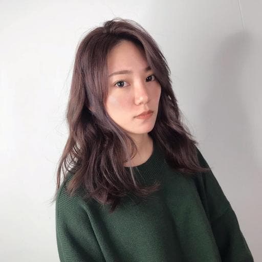 女生中長髮、女生染髮、長瀏海