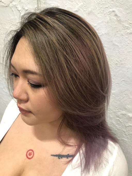 女生中長髮、長瀏海、漂色