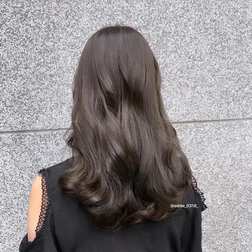 長瀏海、女生染燙、女生長髮