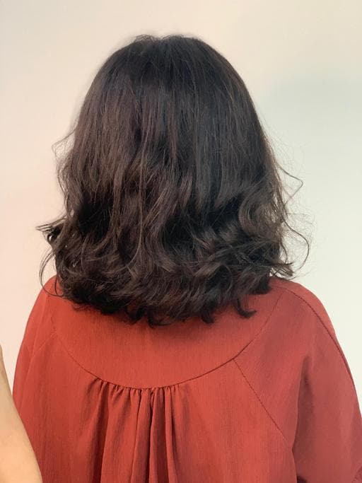 女生中長髮