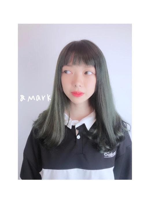微捲、女生染燙、墨綠色