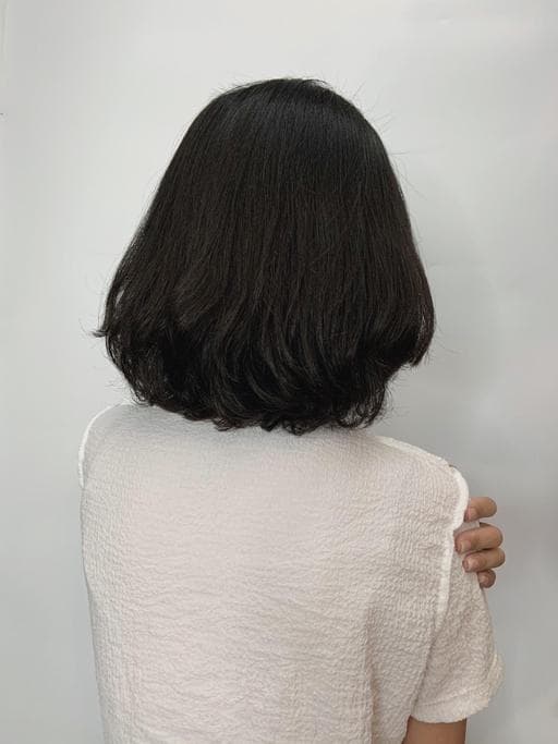 女生中長髮