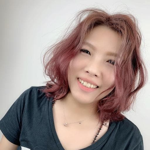 女生中長髮、長瀏海、女生染髮