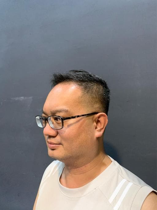 男生短髮、短瀏海、男生髮型