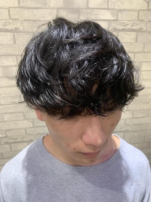 男生卷髮、日系男生髮型、男生韓系紋理燙