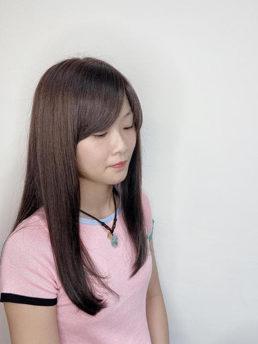 女生長髮、長瀏海、女生染髮
