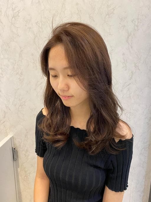 女生長髮、長瀏海、女生染髮