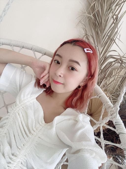女生中長髮、蜜糖橘、粉橘色