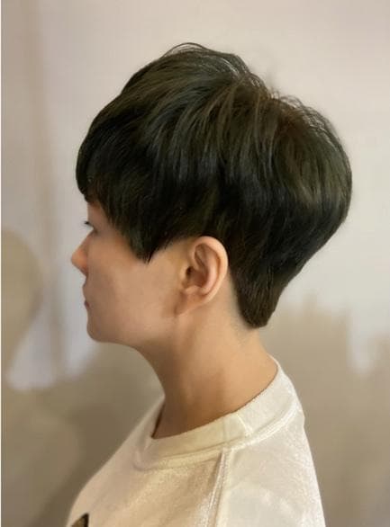 女生短髮、亞麻綠、女生染髮