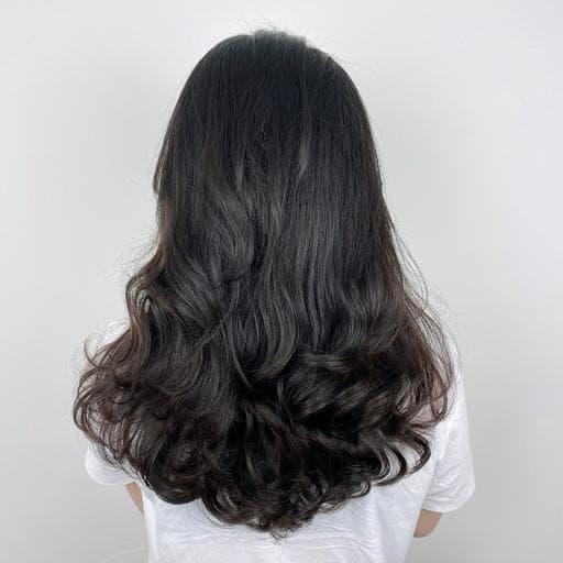 女生長髮、長瀏海、女生燙髮