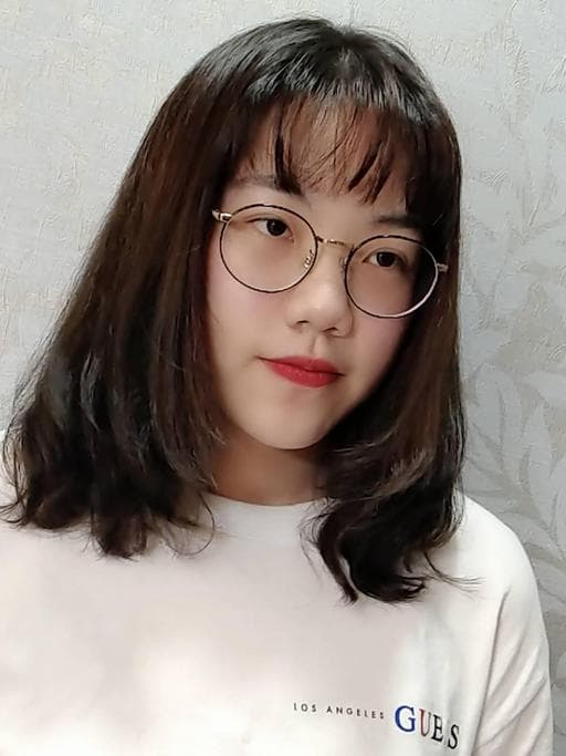 女生中長髮