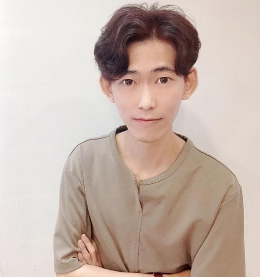 男生短髮、男生卷髮、男生染髮