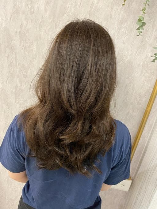 長瀏海、女生長髮、細軟髮