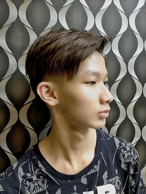 男生短髮、短瀏海、男生染髮
