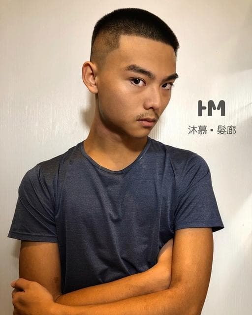 男生短髮、男生Undercut、短瀏海