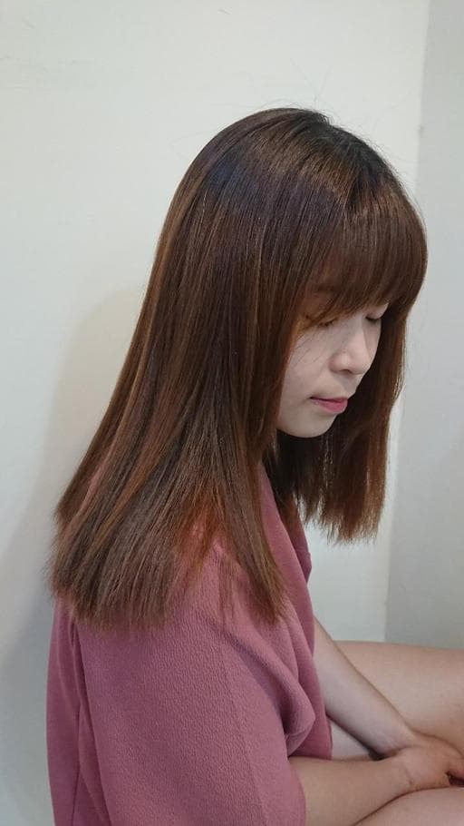 燙直、女生長髮、短瀏海