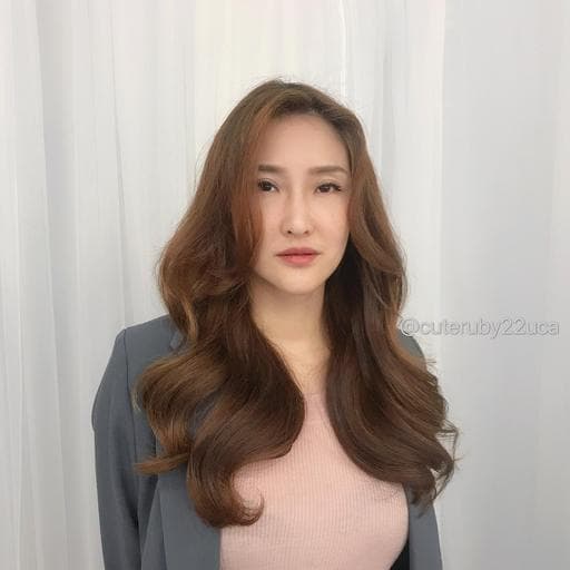 長瀏海、女生染燙、女生長髮