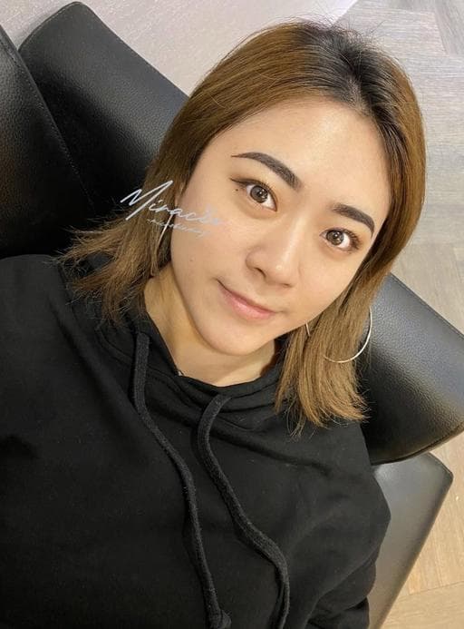 女生中長髮