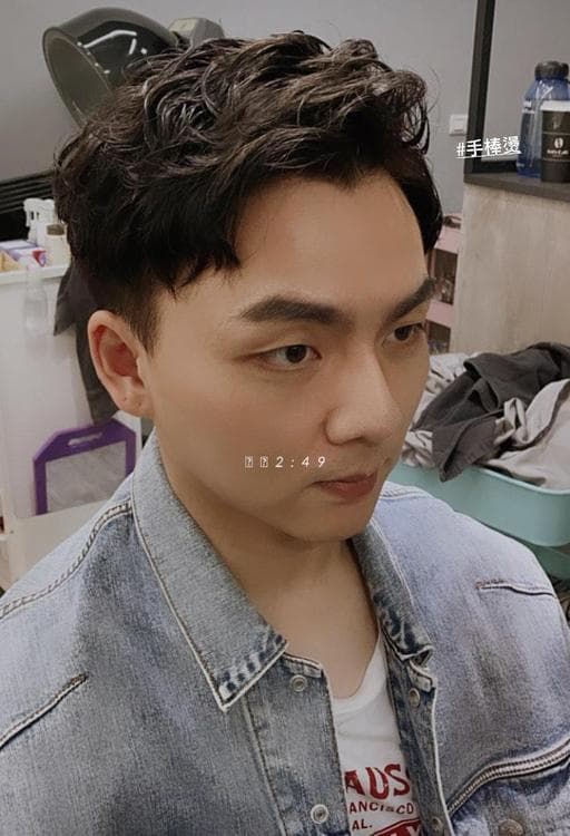 男生短髮、短瀏海、男生燙髮