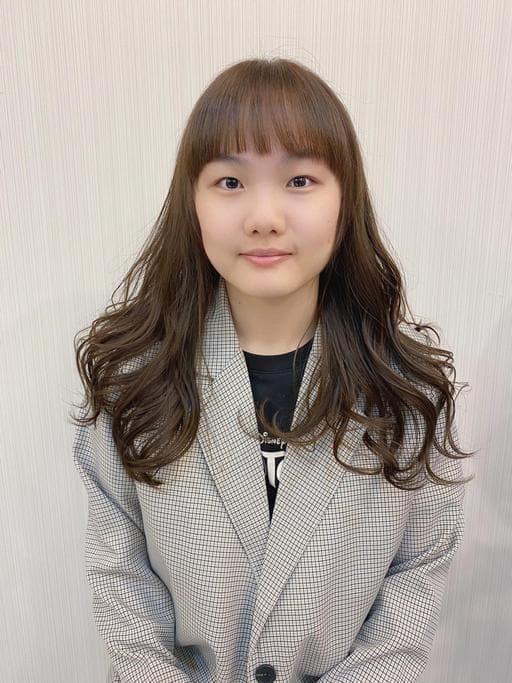 燙卷、女生染燙、女生過肩長髮