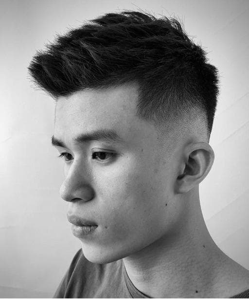 男生短髮