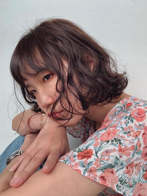 女生短髮、短瀏海、溫塑燙
