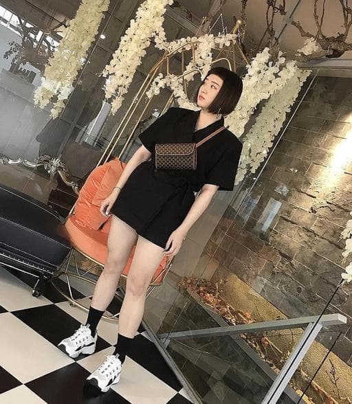 女生眉上瀏海、高雄剪髮、布朗尼髮色