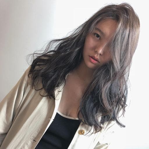 女生長髮、長瀏海、女生染髮