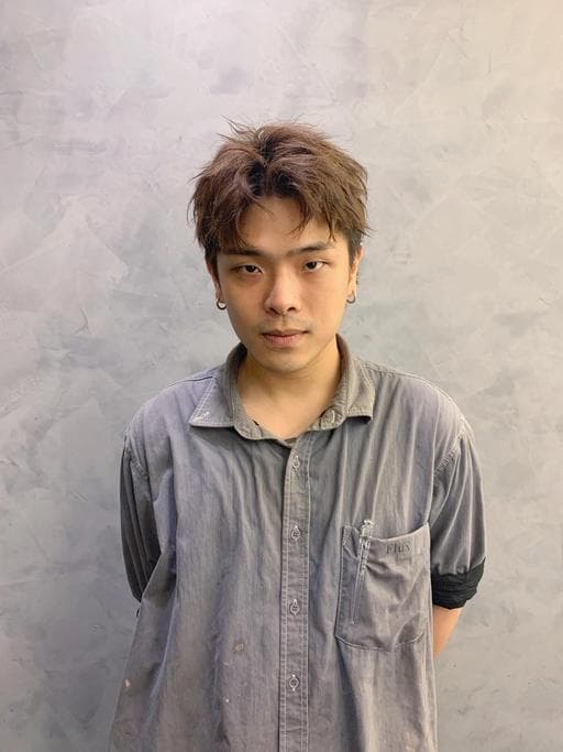 男生染髮、鵝蛋臉、乾性