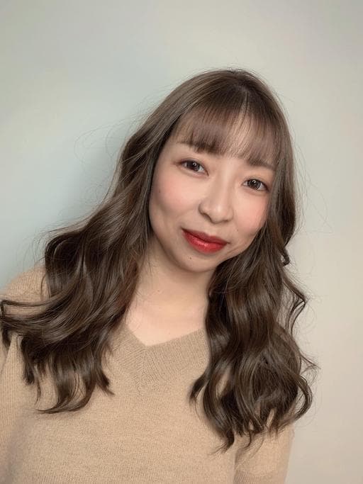 女生長髮、短瀏海、女生染髮