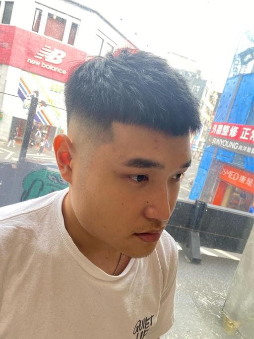男生短髮、粗硬髮、男士漸層推